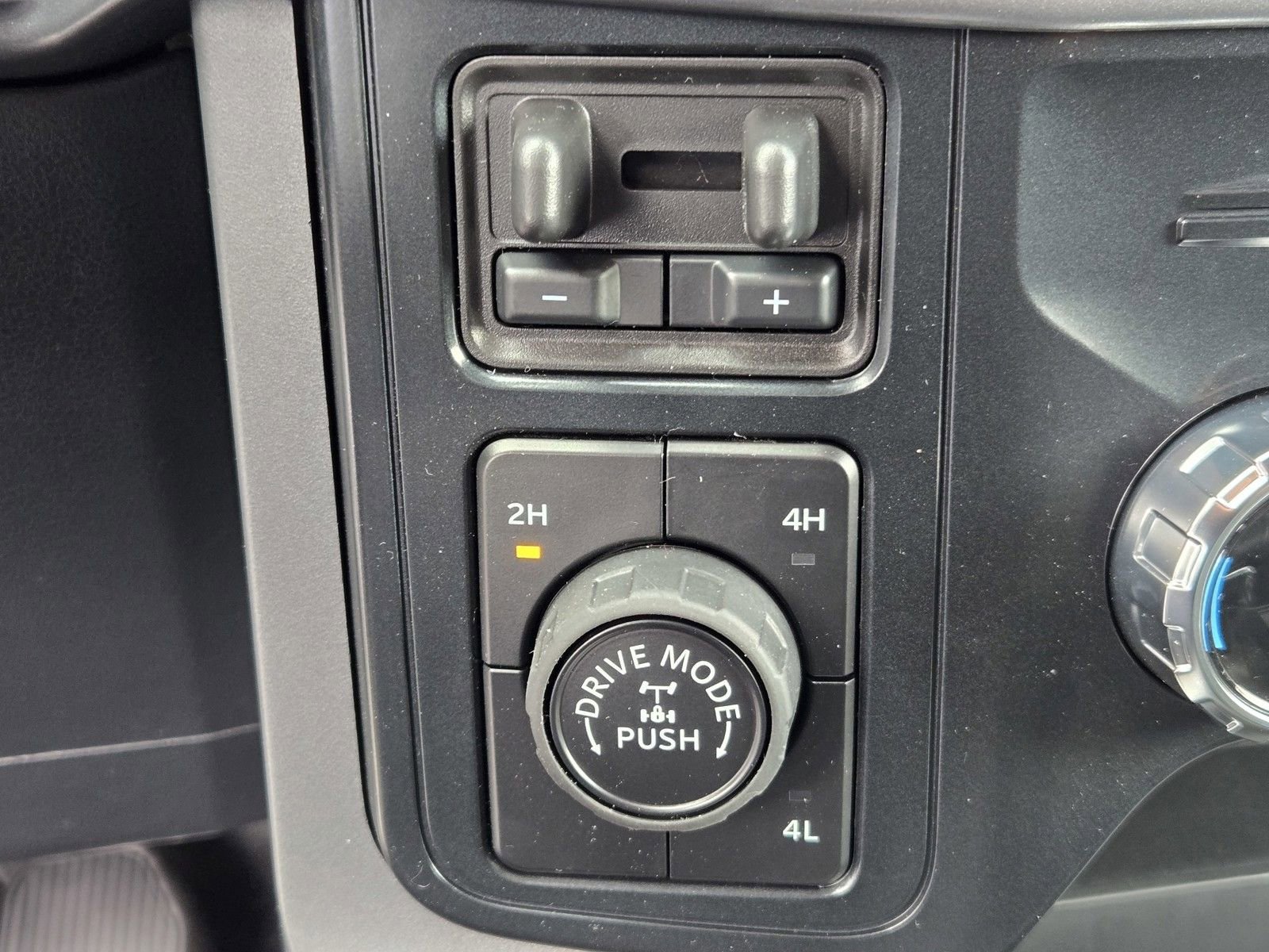 New 2026 Ford F150 XLT w/ Equipment Group 302A MID image 10