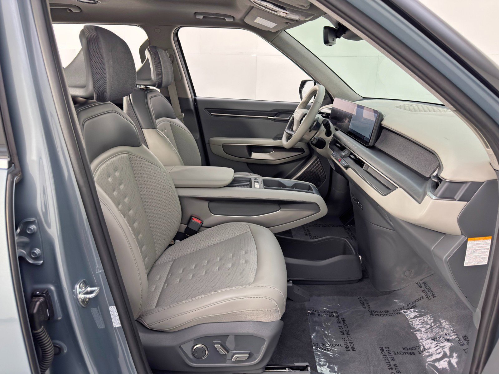 Used 2024 Kia EV9 Wind image 14