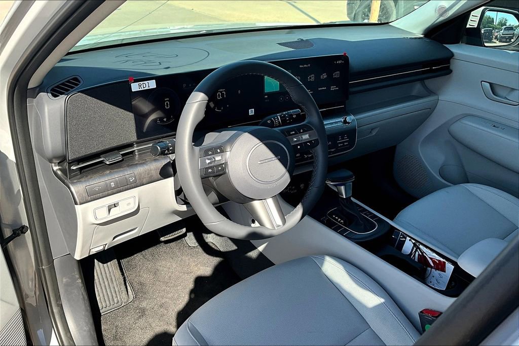 Used 2025 Hyundai Kona SEL FWD image 17
