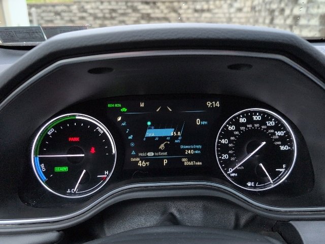 Used 2022 Toyota Avalon Limited image 17