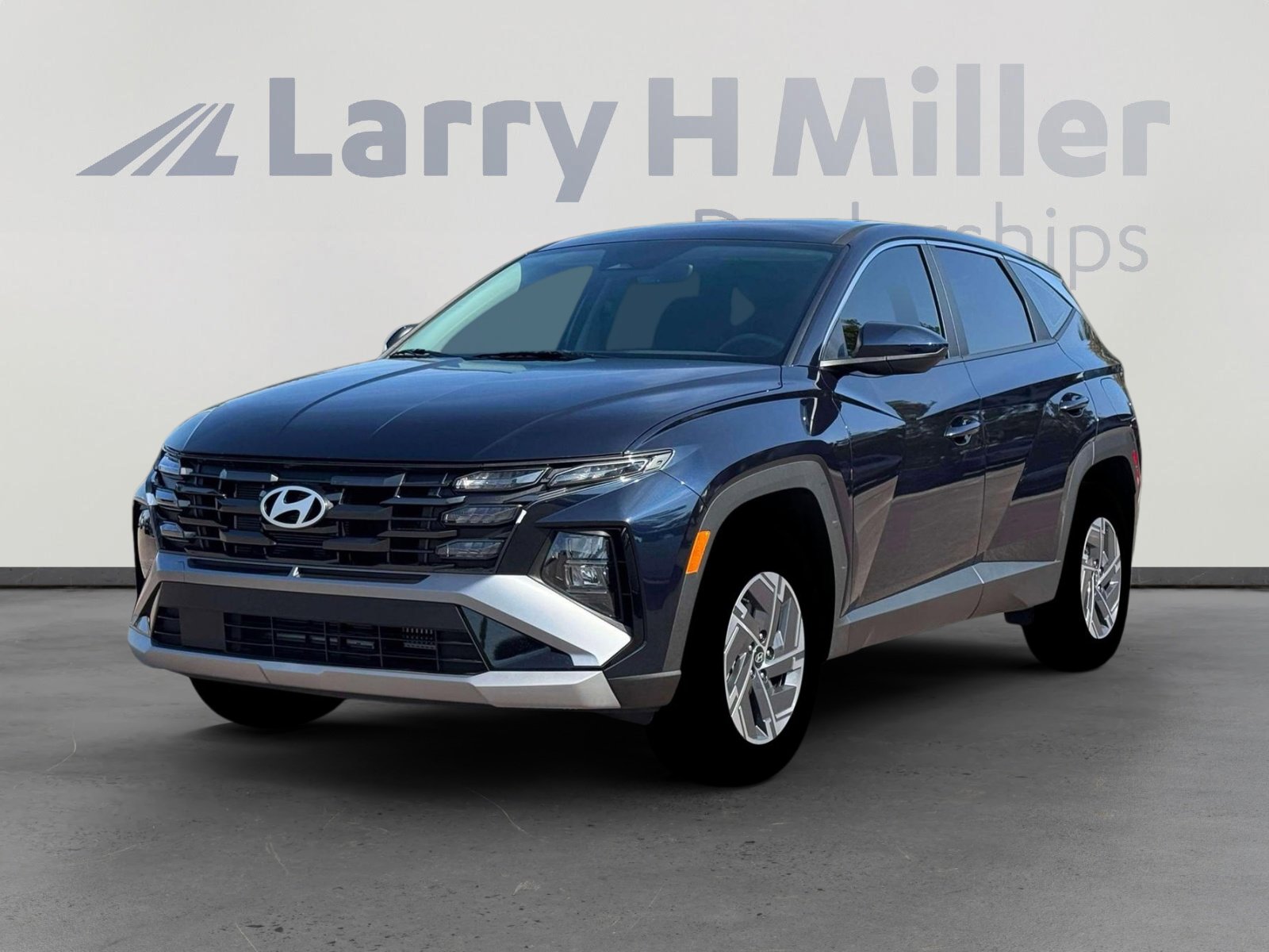 New 2026 Hyundai Tucson Blue SE AWD/4WD image 1