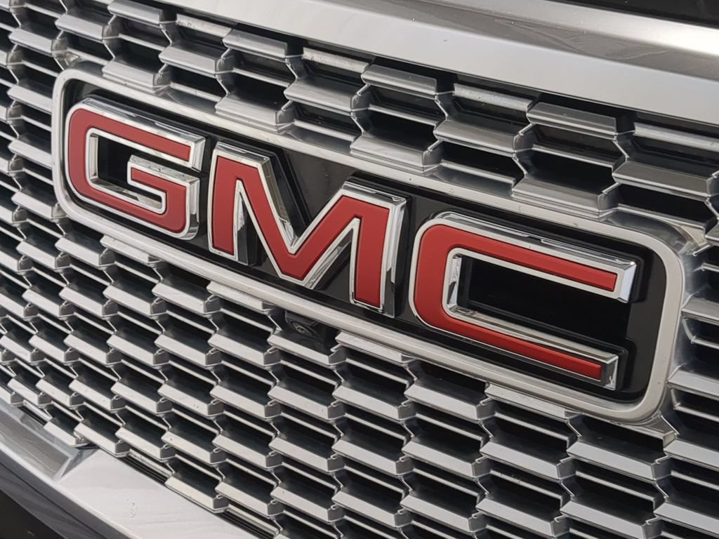 Used 2023 GMC Yukon Denali AWD/4WD image 15