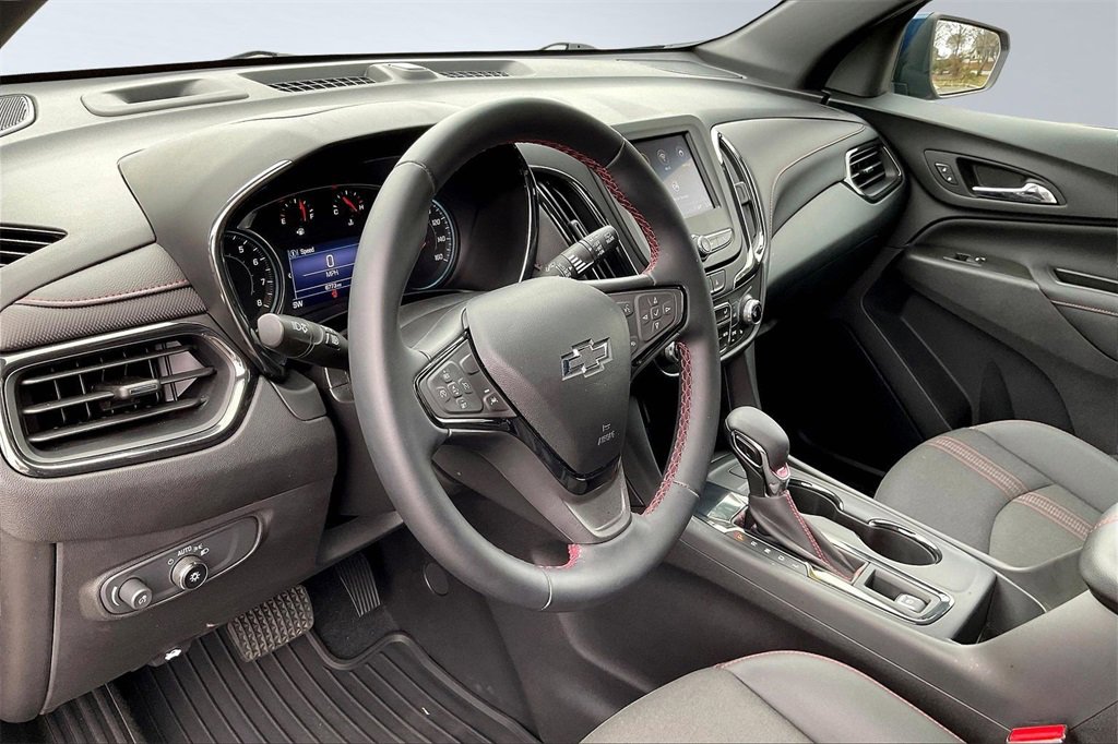 Used 2023 Chevrolet Equinox RS image 14