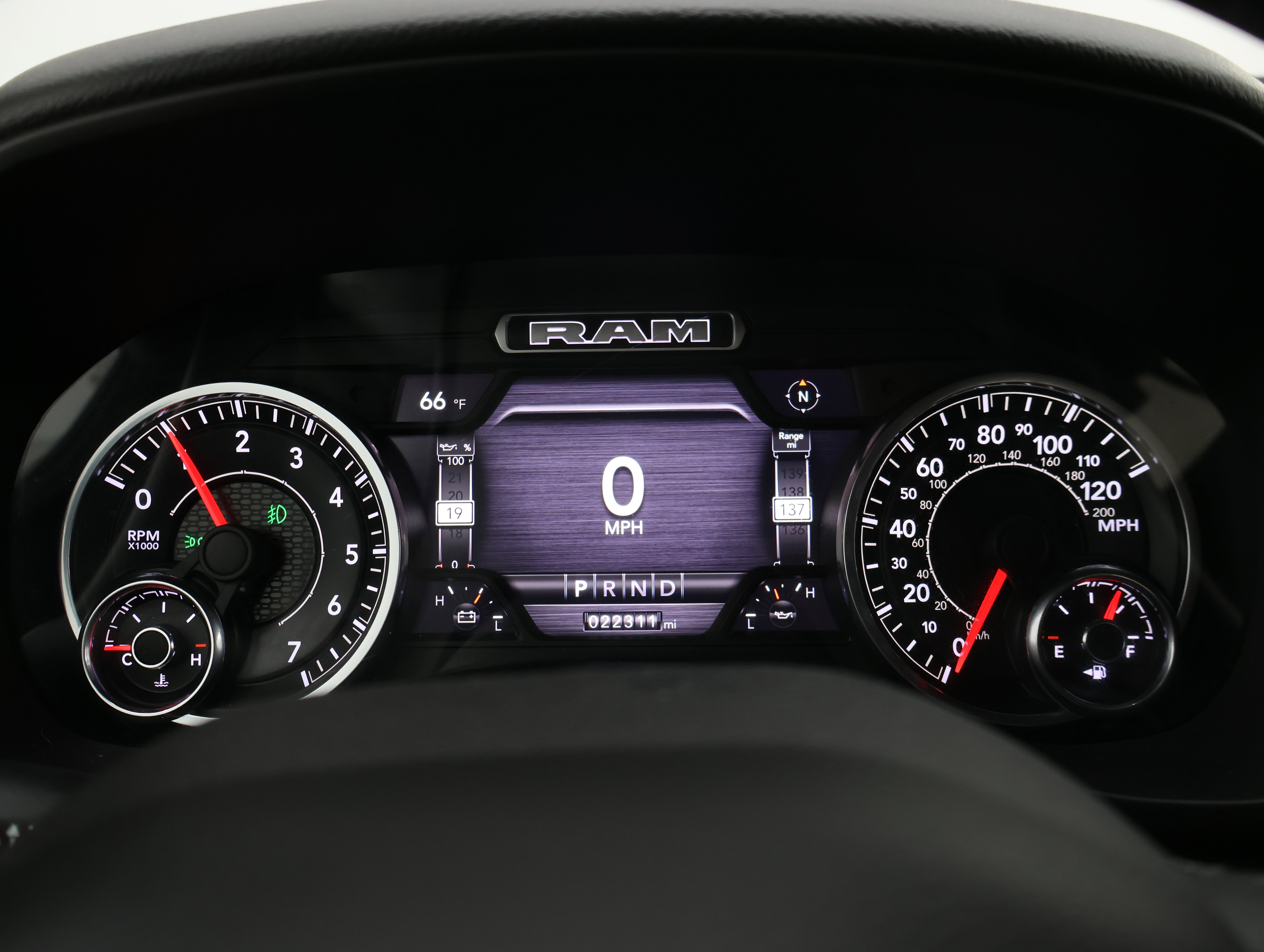 Used 2022 RAM 1500 Big Horn AWD/4WD image 10