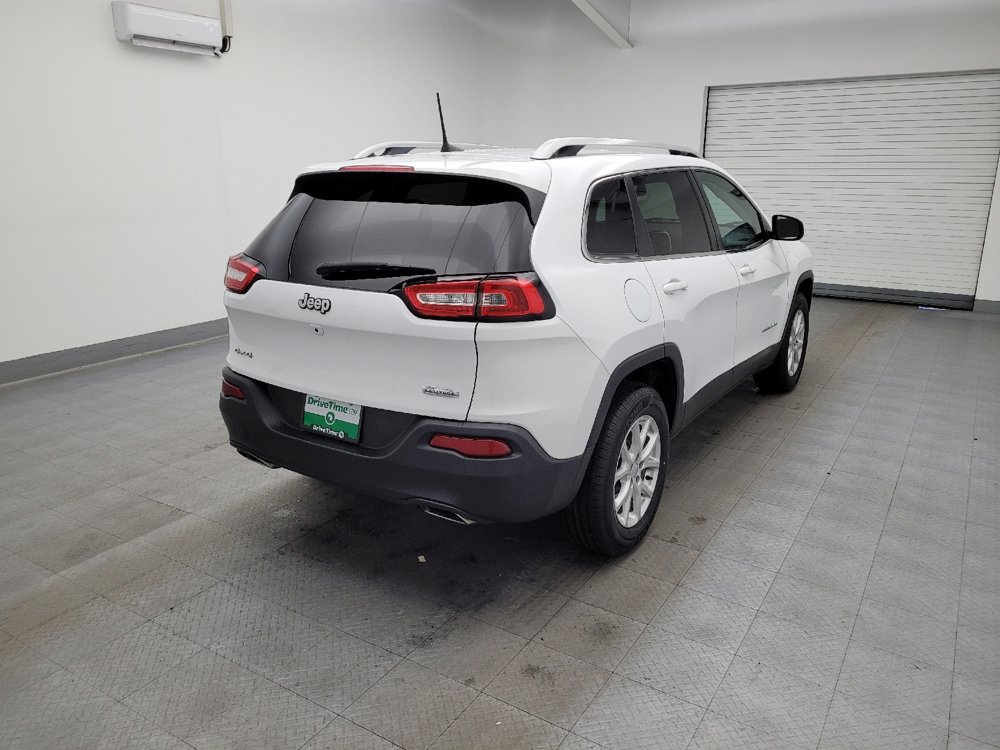 Used 2018 Jeep Cherokee Latitude Plus image 9
