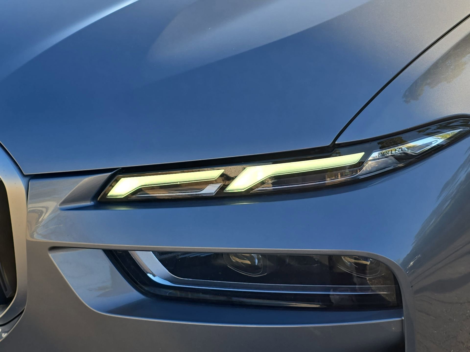 Used 2023 BMW X7 xDrive40i w/ Premium Package image 30