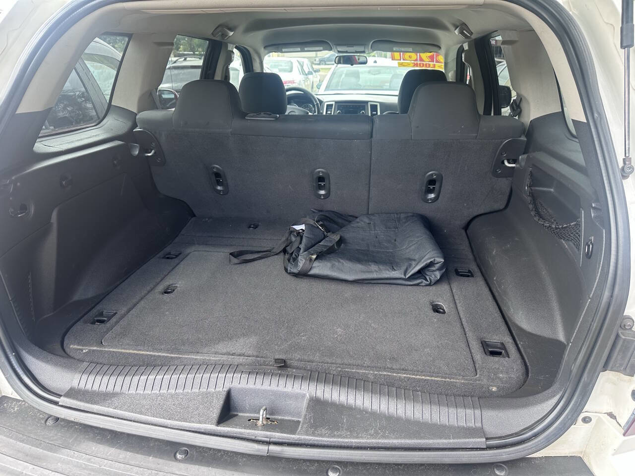 Used 2009 Jeep Grand Cherokee Laredo image 24