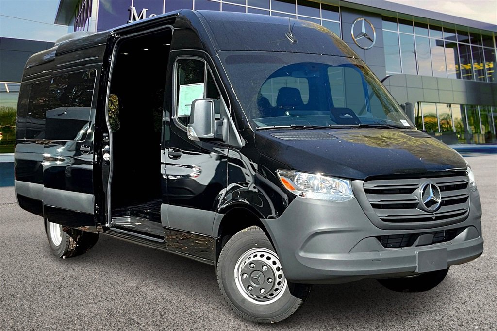 New 2025 Mercedes-Benz Sprinter 4500