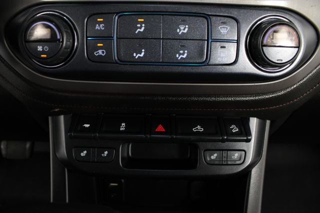 Used 2018 GMC Canyon All Terrain w/ Trailering Package AWD/4WD image 6