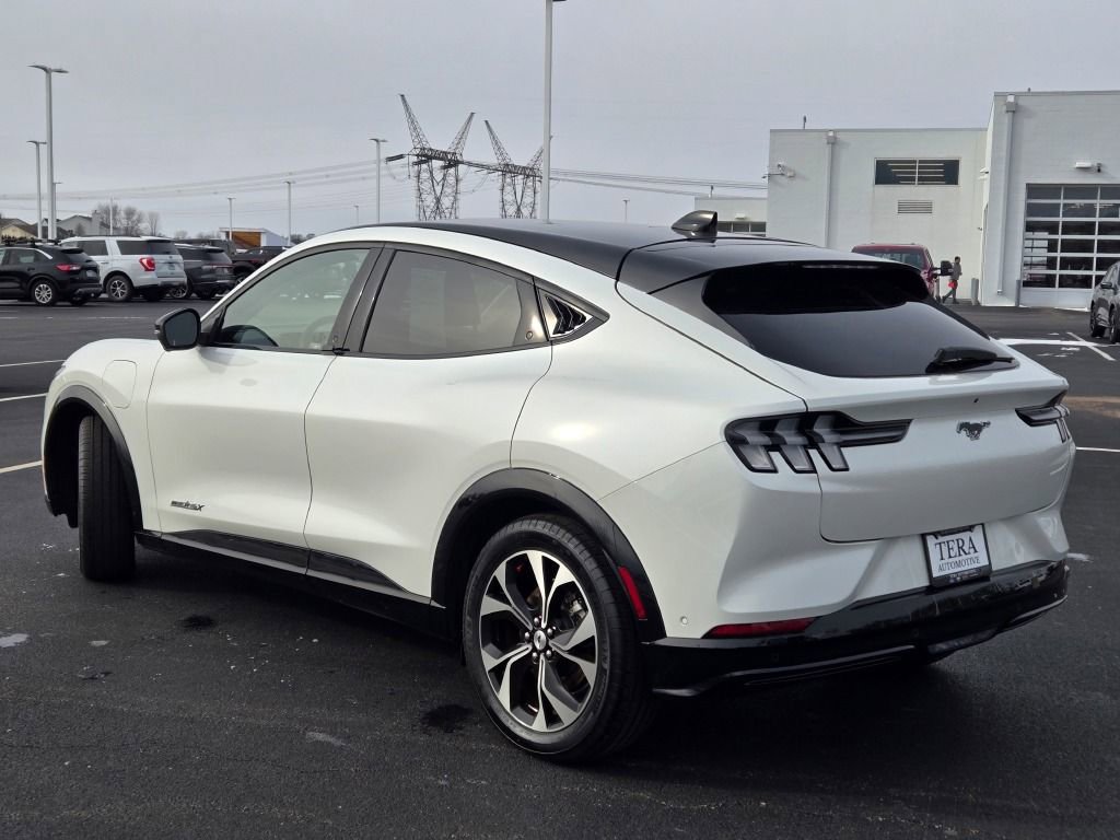 Used 2021 Ford Mustang Mach-E Premium image 19