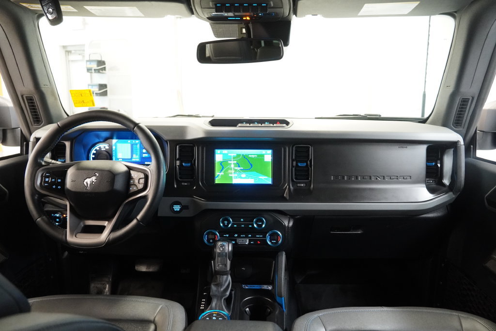 Used 2023 Ford Bronco Black Diamond AWD/4WD image 18