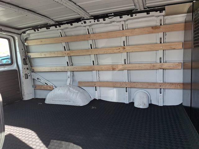 Used 2024 GMC Savana 2500 w/ Driver Convenience Package RWD image 20
