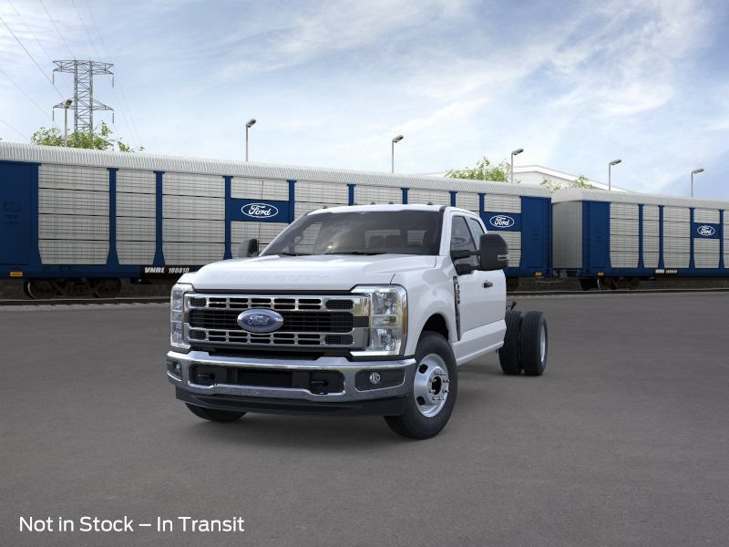 New 2026 Ford F350 XL w/ XL Chrome Package RWD video 2