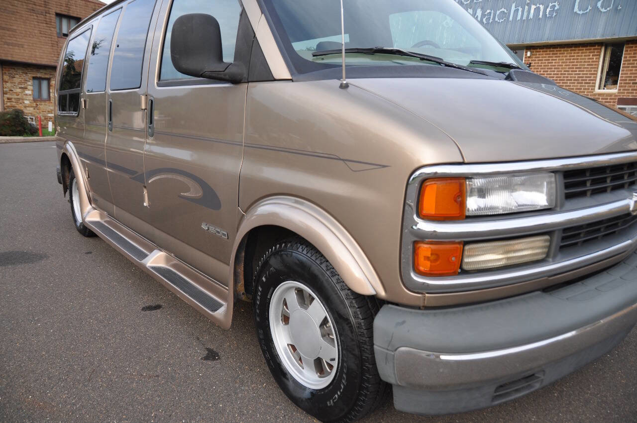 Used 1996 Chevrolet Express 1500 image 7
