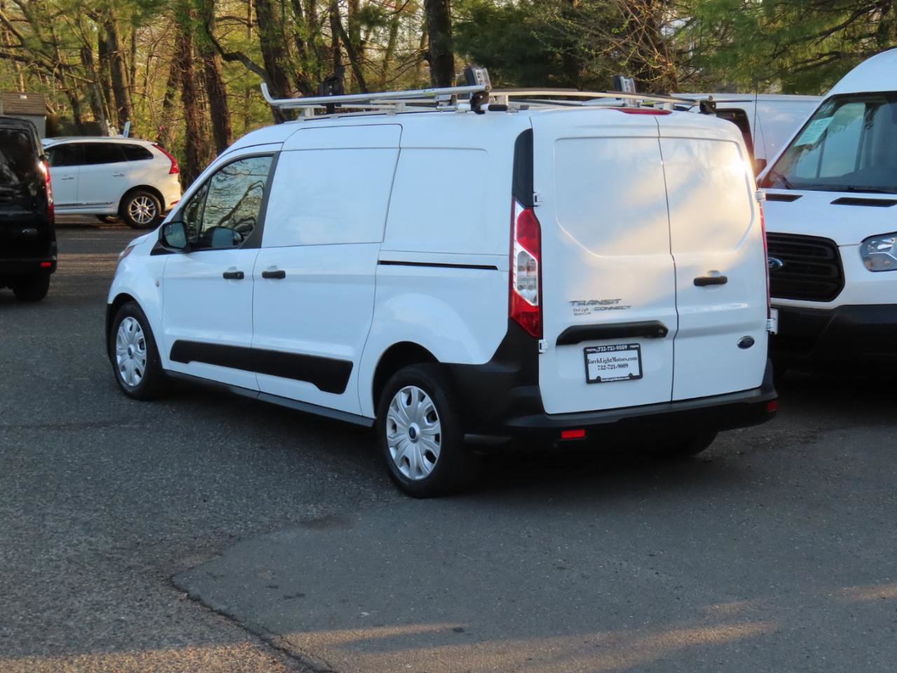 Used 2020 Ford Transit Connect XL image 8