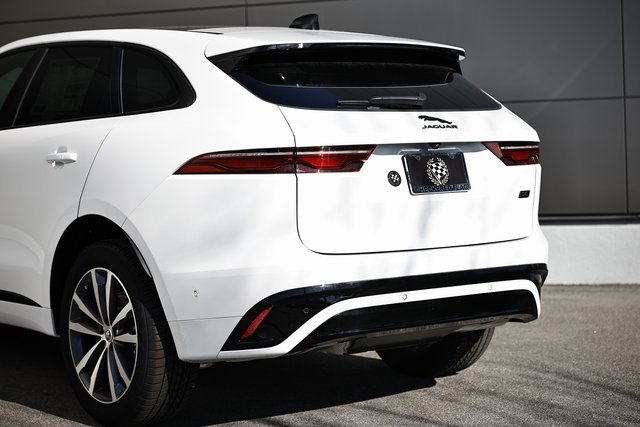 New 2026 Jaguar F-PACE R-Dynamic S image 11