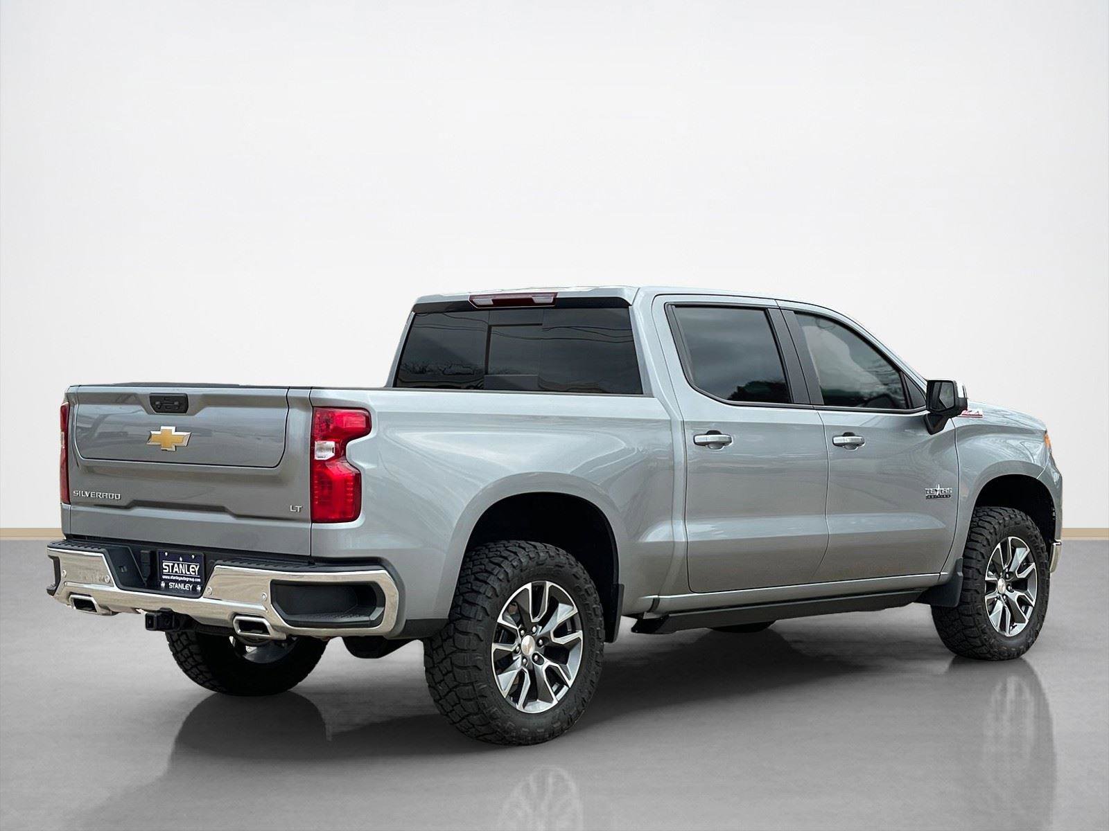 Used 2025 Chevrolet Silverado 1500 LT image 7