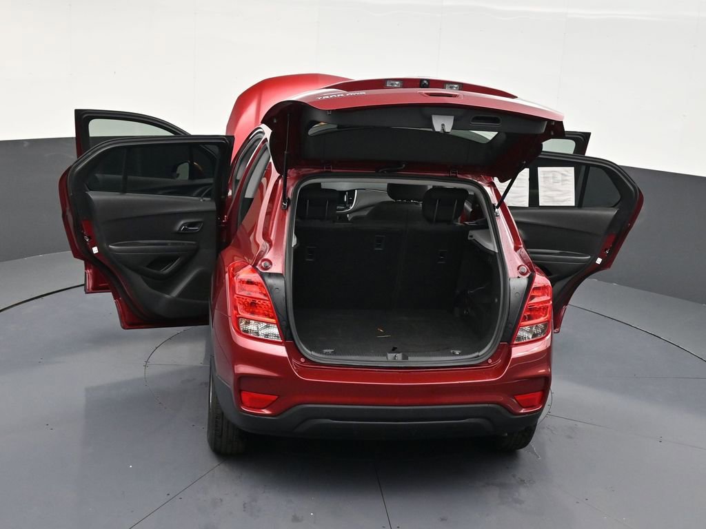 Used 2022 Chevrolet Trax LS AWD/4WD image 33