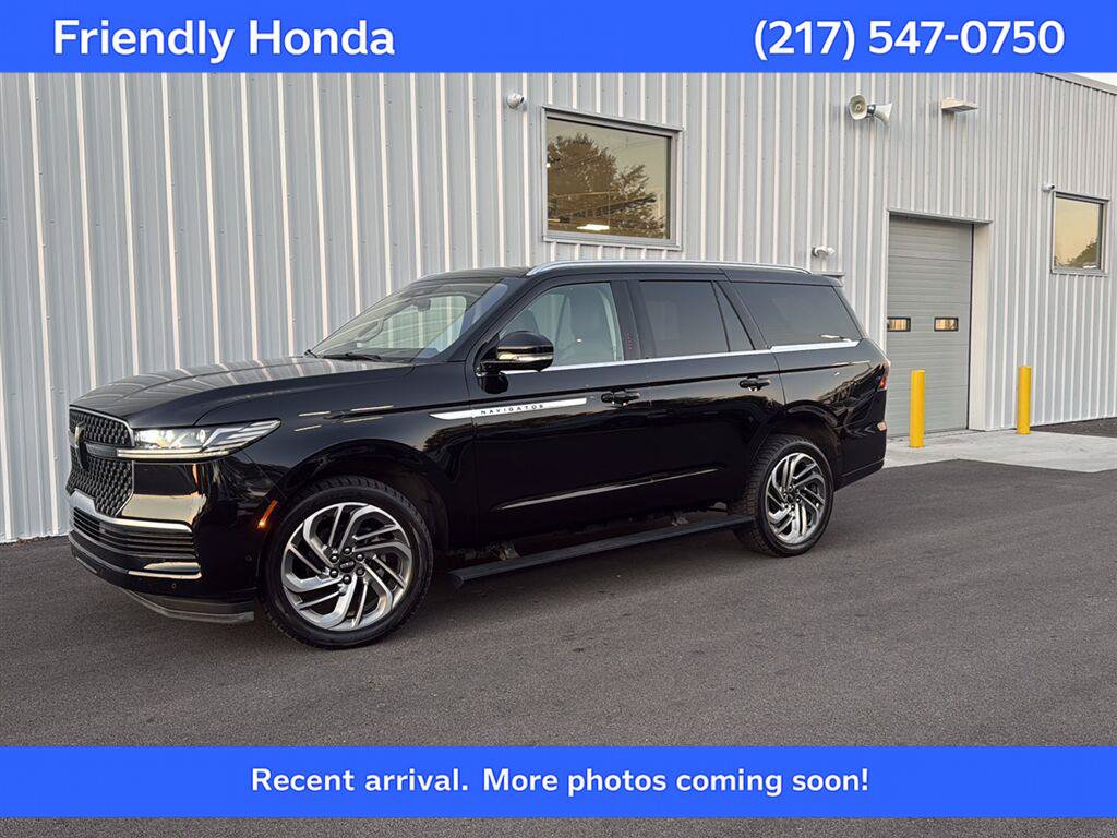 Used 2025 Lincoln Navigator Reserve AWD/4WD image 1