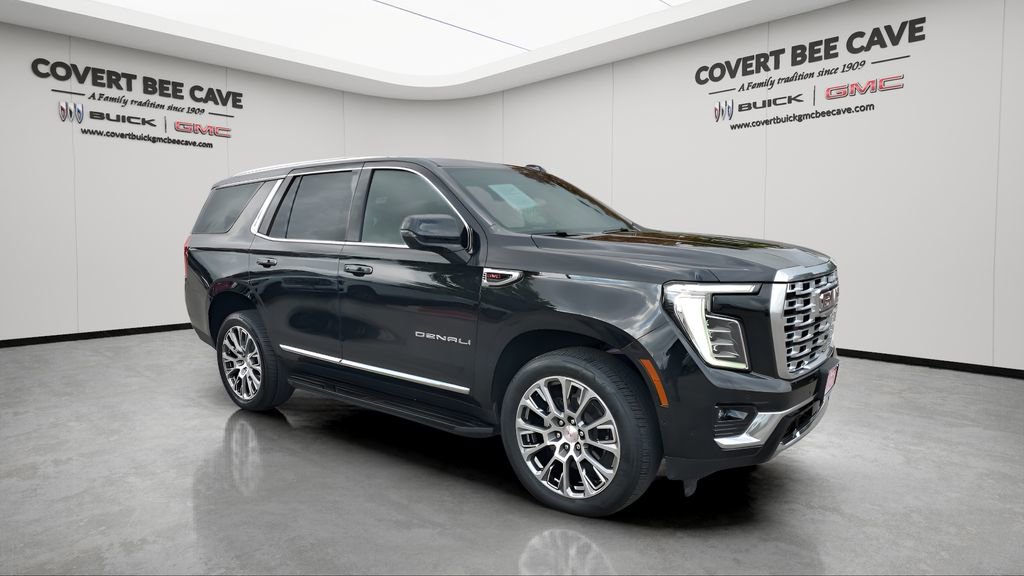 Used 2025 GMC Yukon Denali image 1