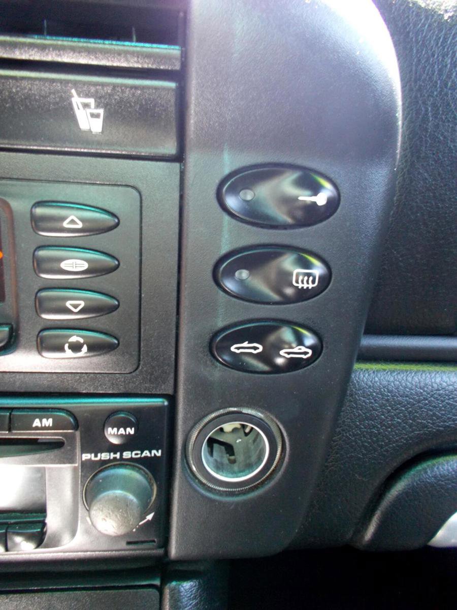 Used 2004 Porsche Boxster image 37