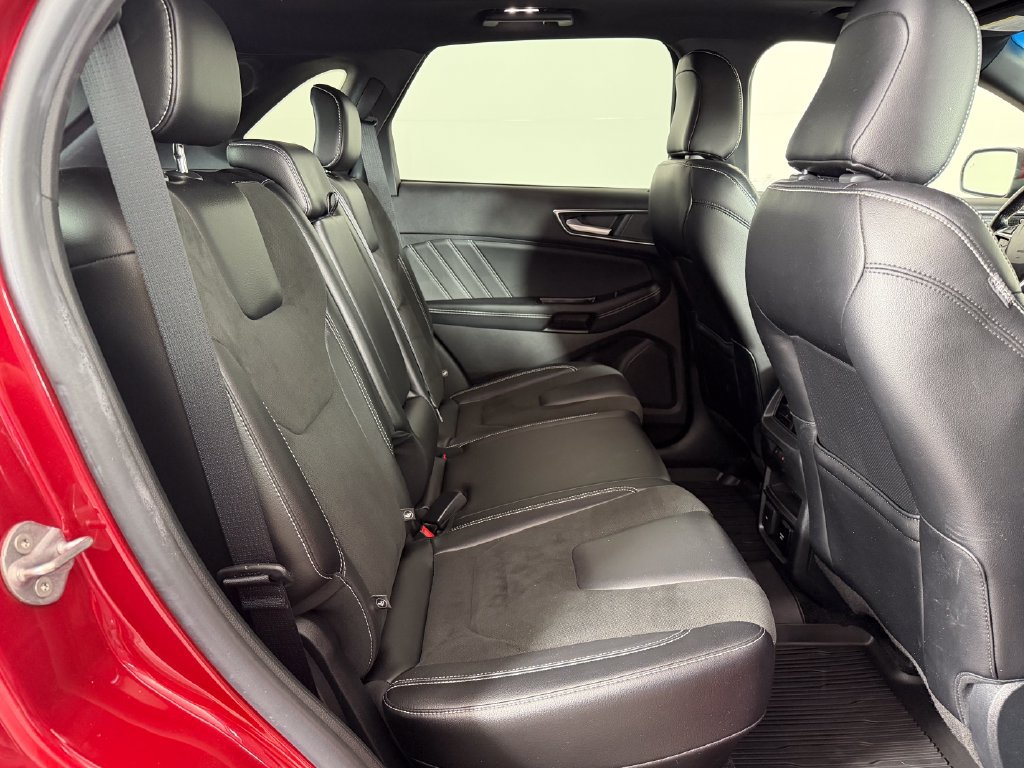 Used 2020 Ford Edge ST w/ Equipment Group 401A AWD/4WD image 23