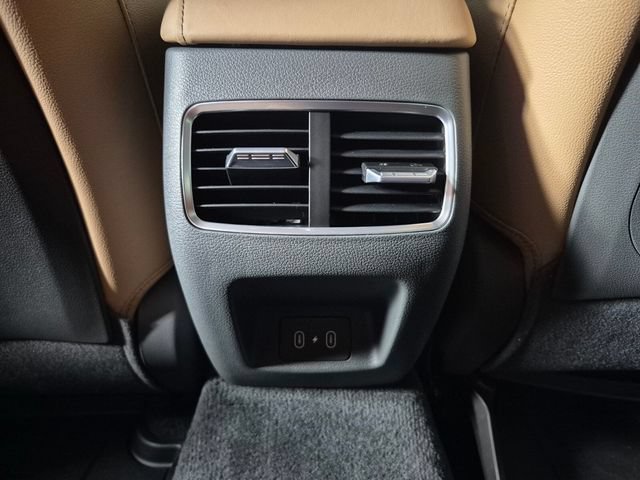 Used 2025 Hyundai Sonata Limited FWD image 36