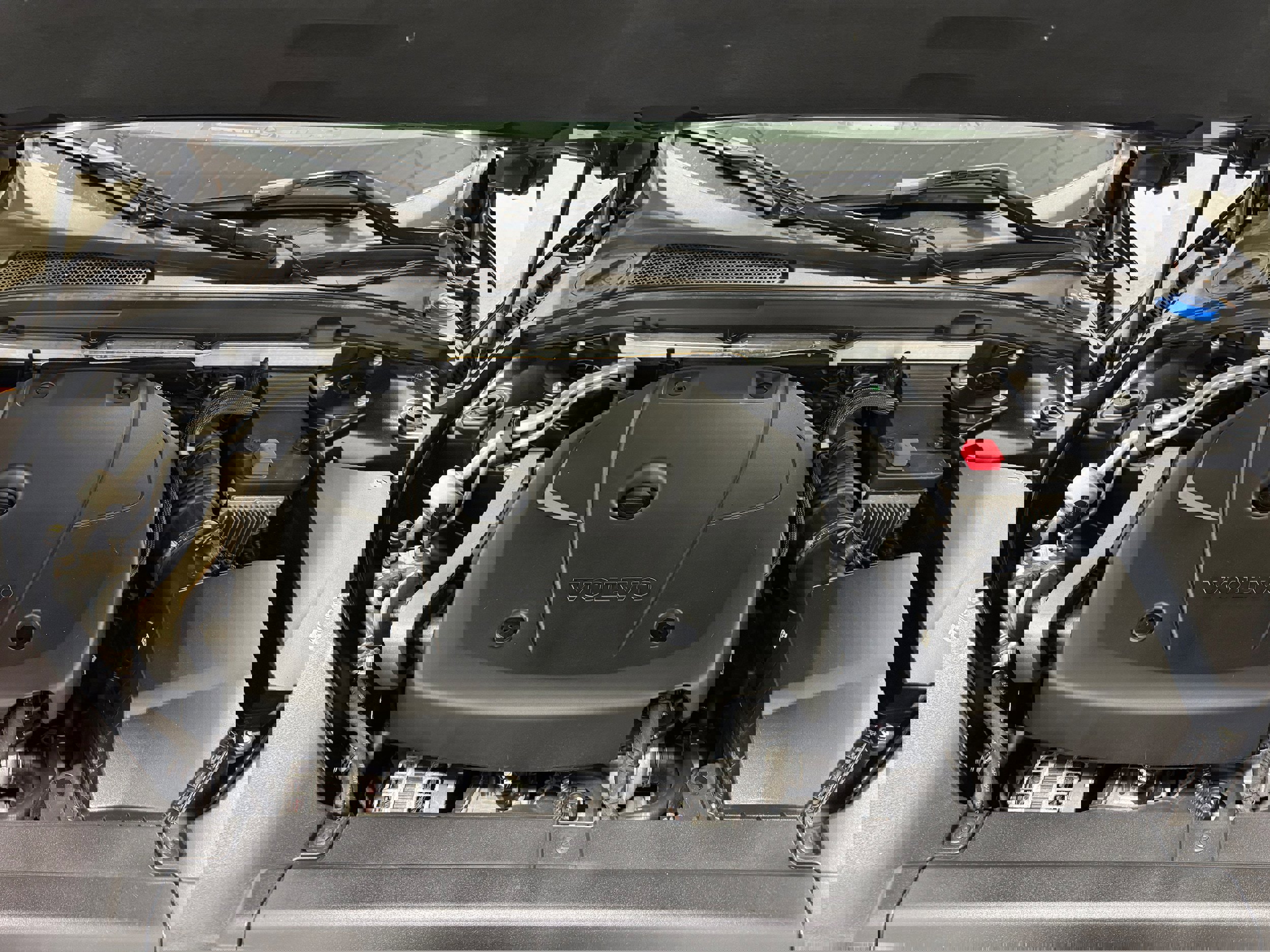 Used 2018 Volvo V90 T6 Cross Country w/ Convenience Package image 22