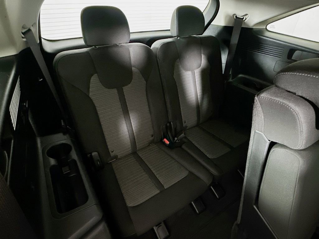 Certified 2023 Kia Sorento LX FWD image 8
