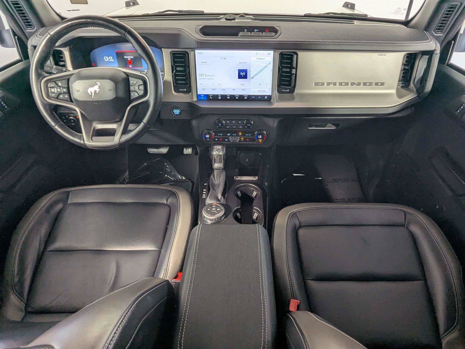 Used 2025 Ford Bronco Outer Banks AWD/4WD image 39