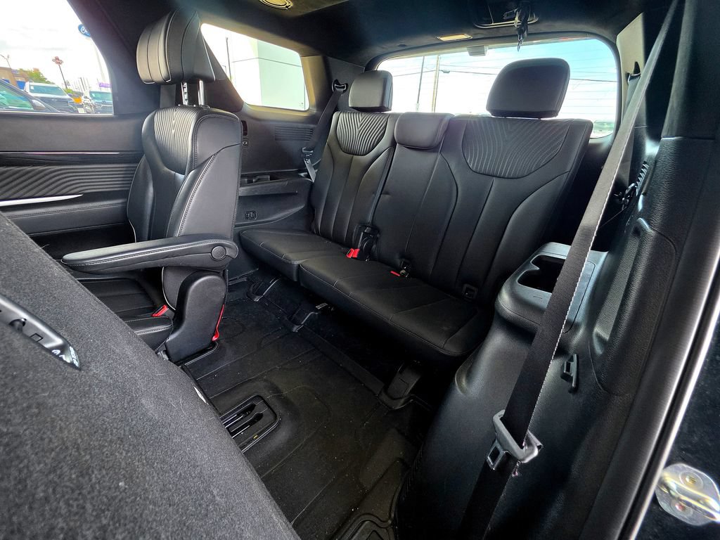 Used 2023 Hyundai Palisade Calligraphy w/ Cargo Package FWD image 77