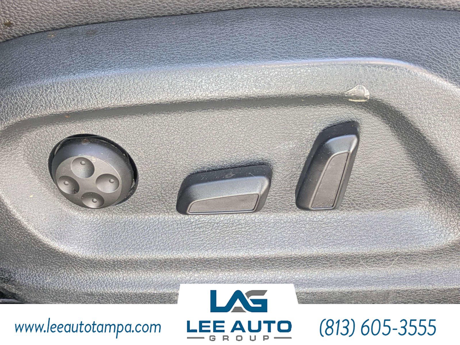 Used 2016 Volkswagen Tiguan SE FWD image 19