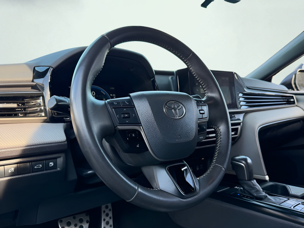 Used 2026 Toyota Camry SE FWD image 47