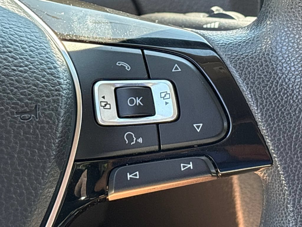 Used 2015 Volkswagen Jetta SE FWD image 17