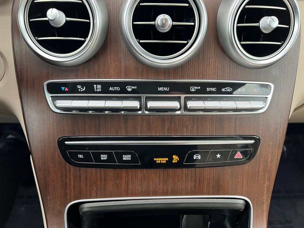 Used 2022 Mercedes-Benz GLC 300 image 26
