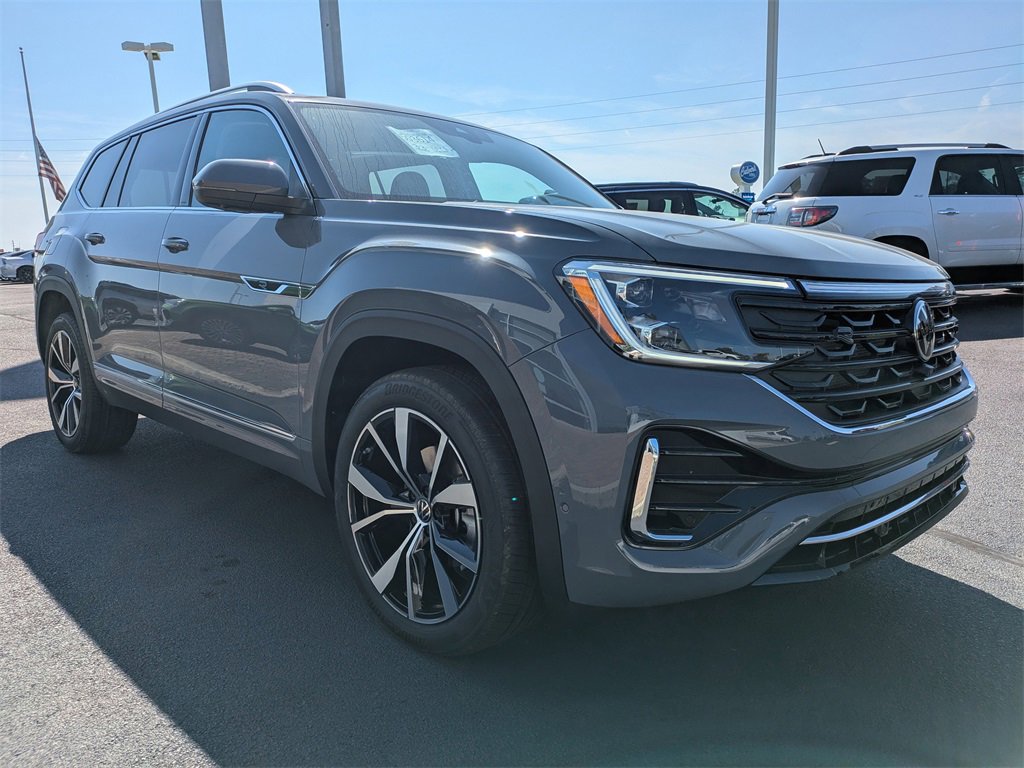 New 2026 Volkswagen Atlas SEL Premium R-Line image 3