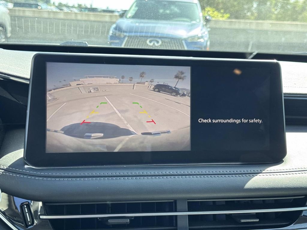 Certified 2025 INFINITI QX60 Pure image 19
