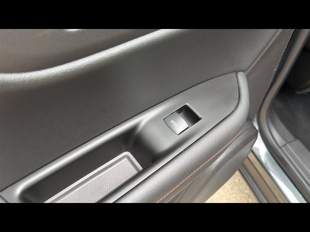 Used 2019 Chevrolet Blazer RS AWD/4WD image 22