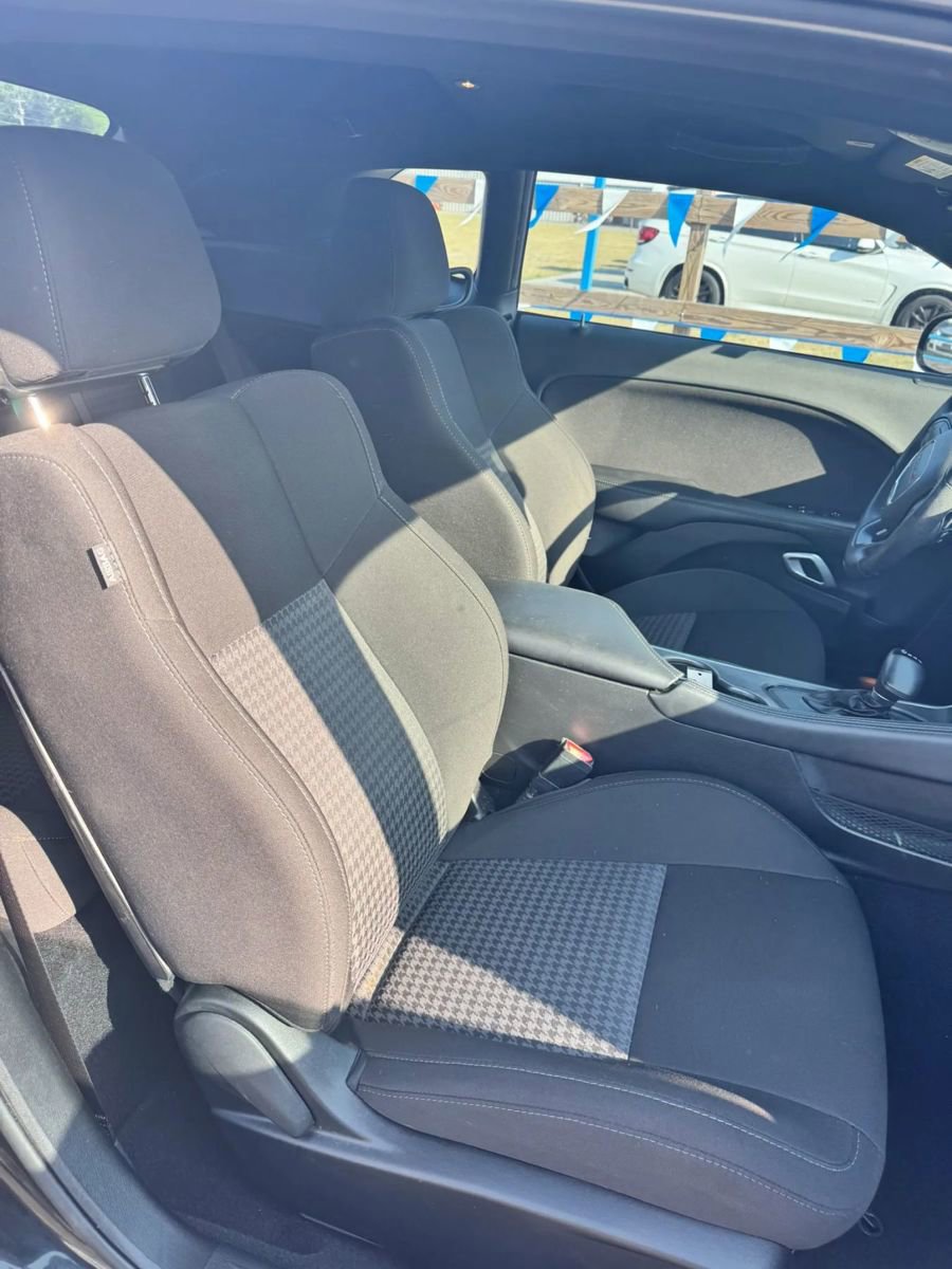 Used 2021 Dodge Challenger GT w/ Driver Convenience Group RWD image 13