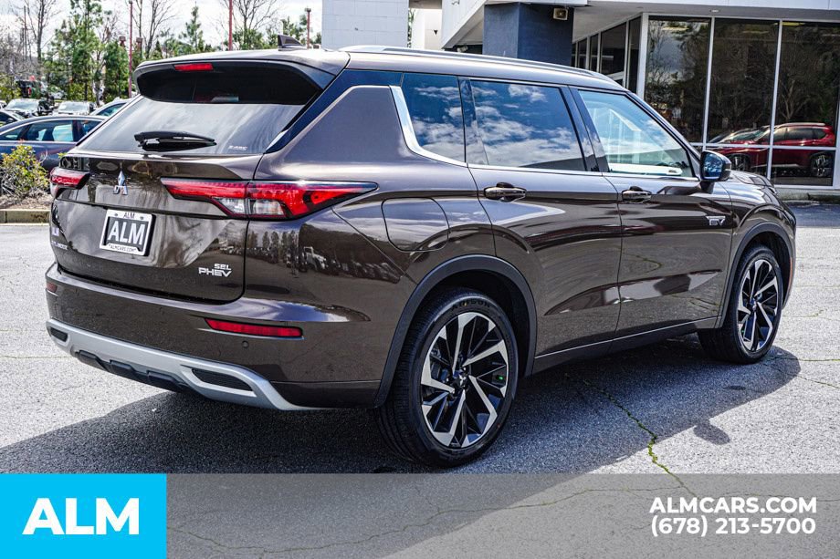 Used 2023 Mitsubishi Outlander SEL image 5