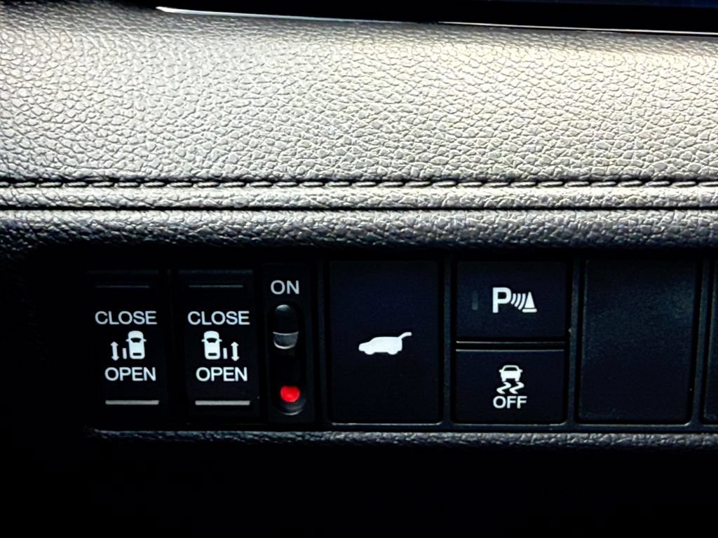 Used 2026 Honda Odyssey Elite image 24