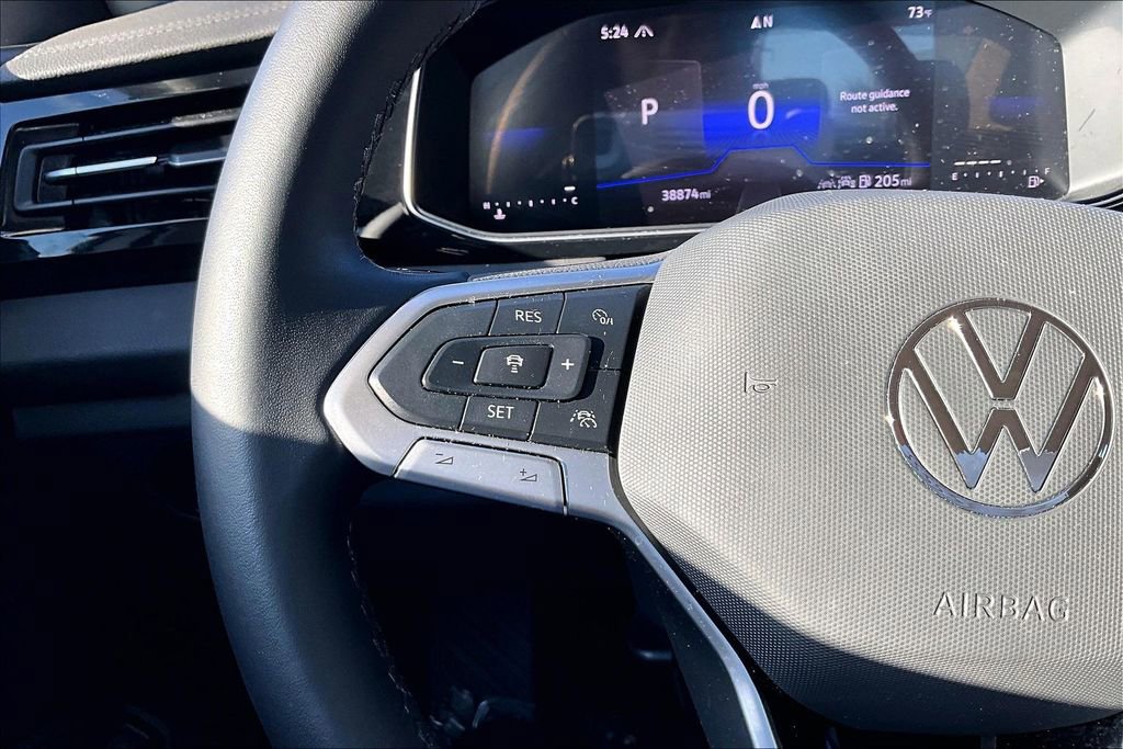 Certified 2025 Volkswagen Jetta S image 24