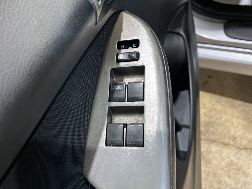 Used 2010 Toyota Corolla S FWD image 17