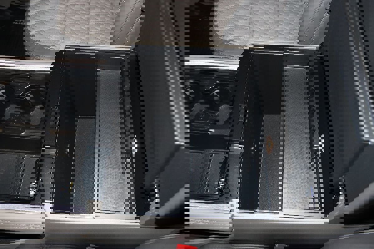 Used 2026 Ford F250 Platinum w/ Platinum Plus Package image 56