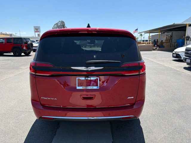 New 2026 Chrysler Pacifica Select AWD/4WD image 6