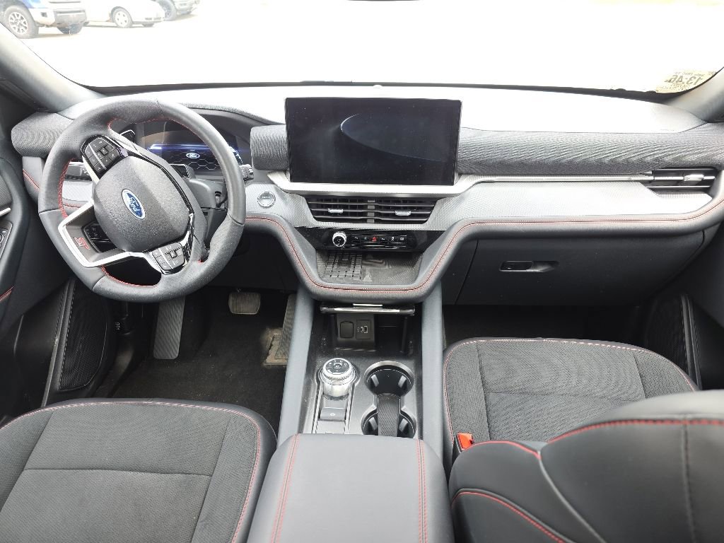 Used 2025 Ford Explorer ST AWD/4WD image 3