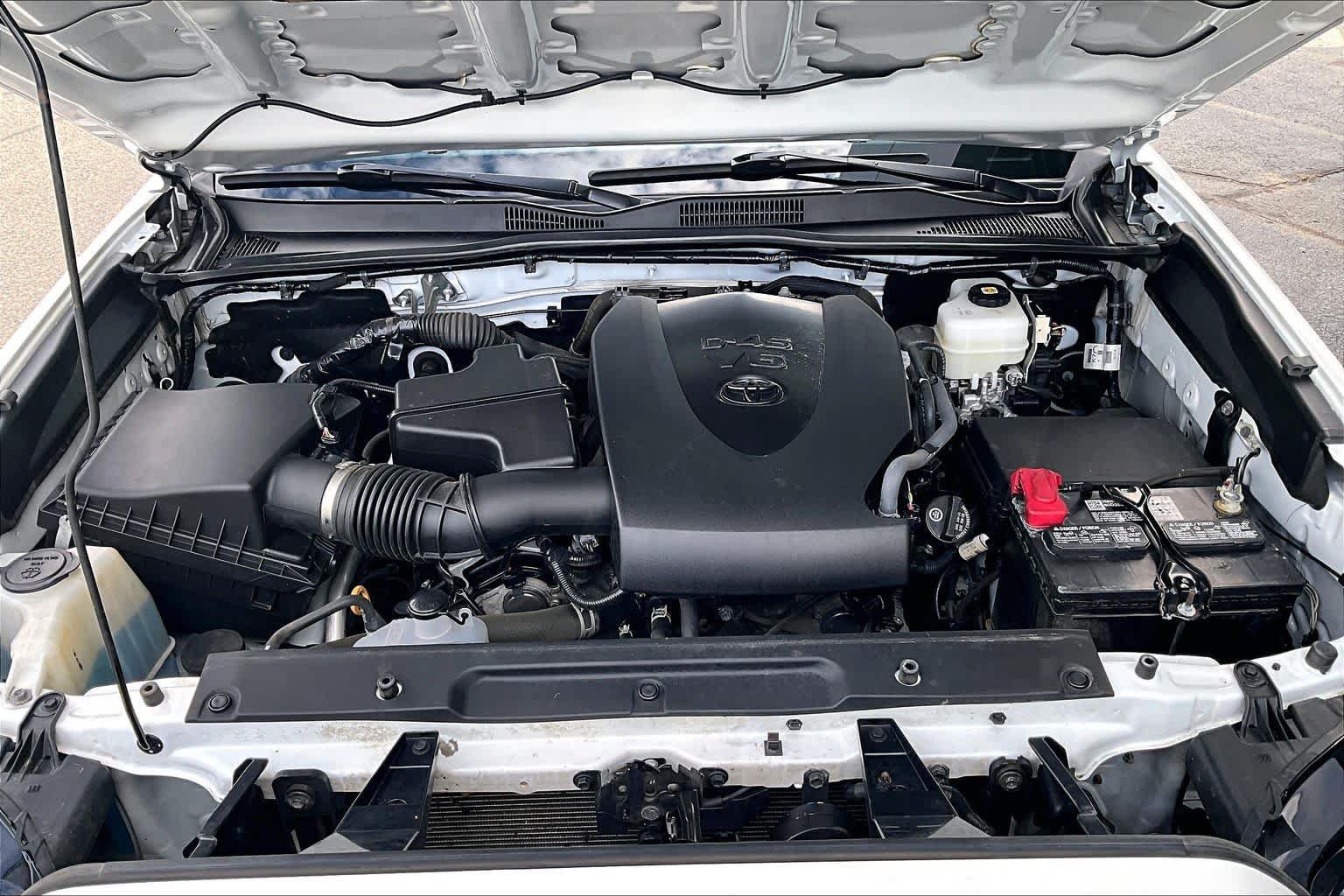 Used 2023 Toyota Tacoma TRD Off-Road AWD/4WD image 30
