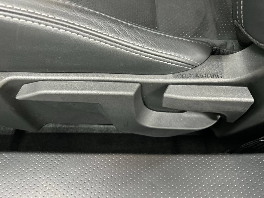 Used 2026 Toyota GR86 Premium w/ ALL Weather Mat Package (TMS) RWD image 10