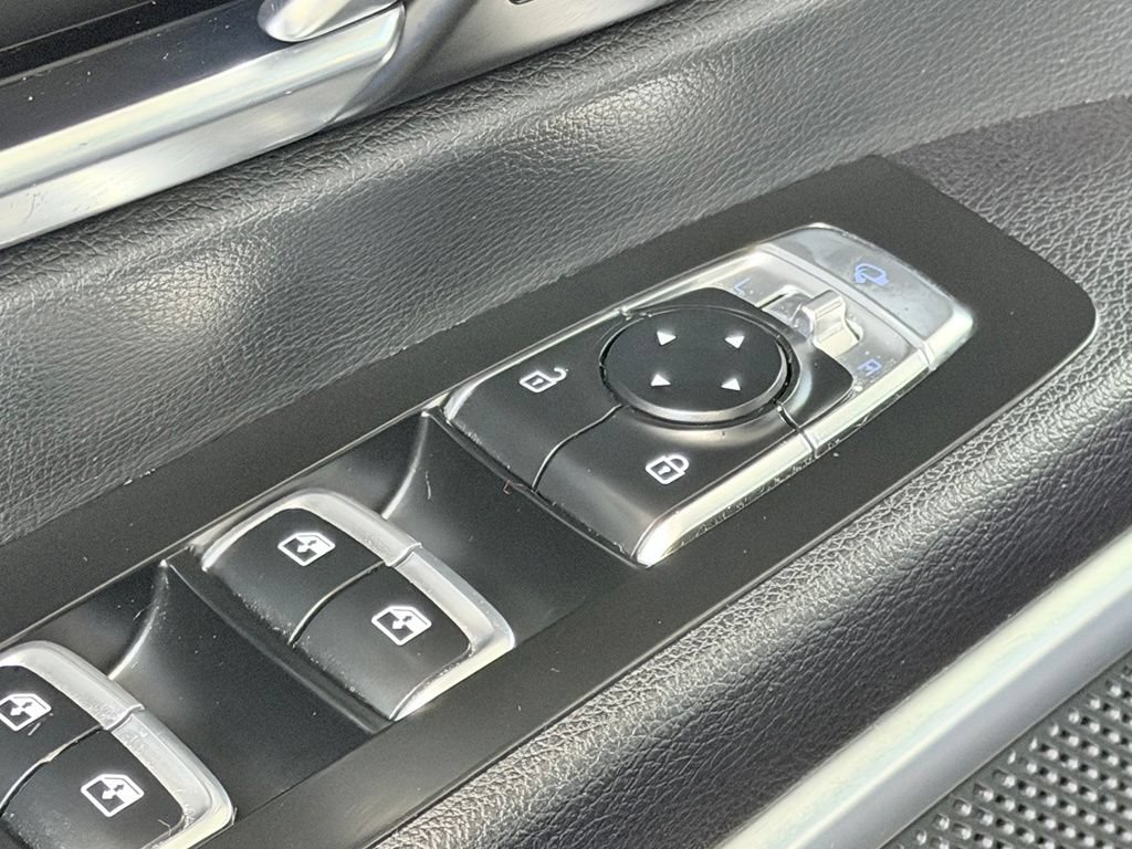 Used 2020 Kia Telluride SX w/ SX Prestige Package AWD/4WD image 11