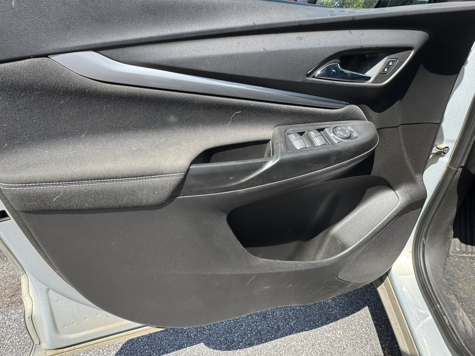 Used 2023 Chevrolet Bolt EUV LT FWD image 10